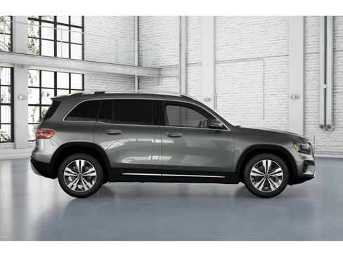 New 2026 Mercedes-Benz GLB 250 4MATIC image 15