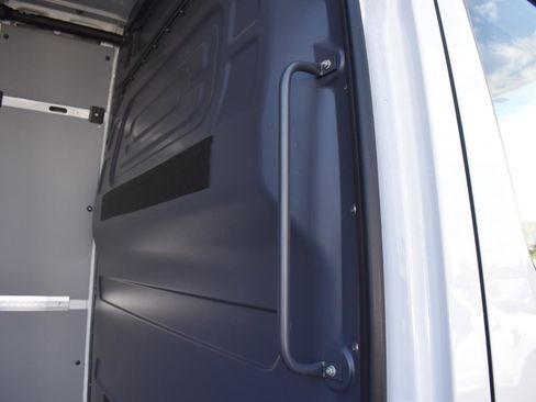 New 2025 Mercedes-Benz Sprinter 2500 image 10