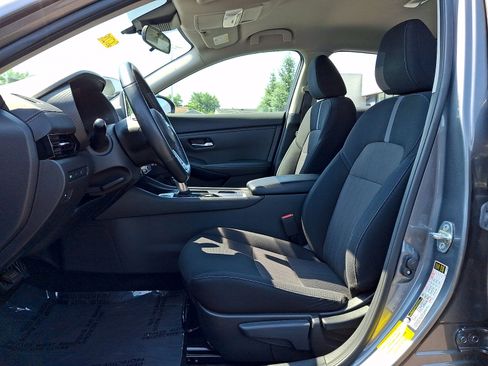 Used 2022 Nissan Sentra SV w/ All-Weather Package FWD image 15