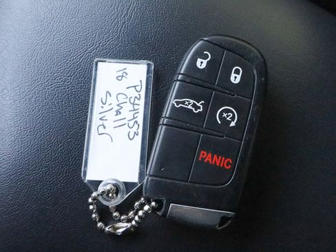 Used 2018 Dodge Challenger R/T Plus image 28