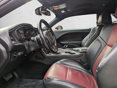 Used 2021 Dodge Challenger R/T w/ Blacktop Package image 10