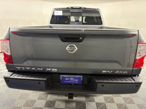 Used 2017 Nissan Titan SV image 6