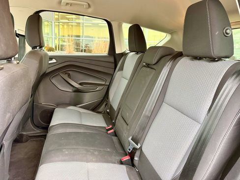 Used 2018 Ford Escape SE w/ SE Sync 3 Package image 11