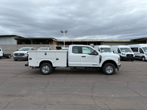 New 2025 Ford F350 XL w/ XL Chrome Package image 2
