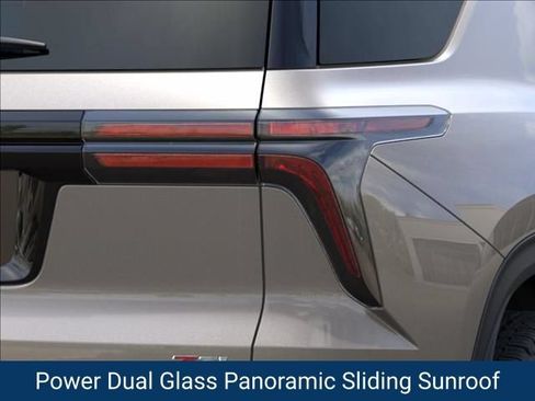 New 2026 Chevrolet Traverse Z71 w/ Enhanced Driving Package AWD/4WD image 12