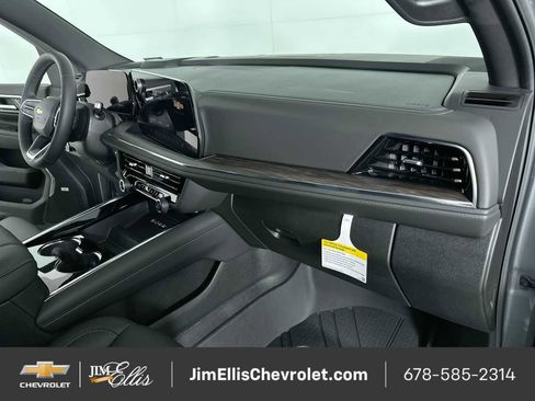 New 2026 Chevrolet Suburban LT w/ Comfort Package image 58