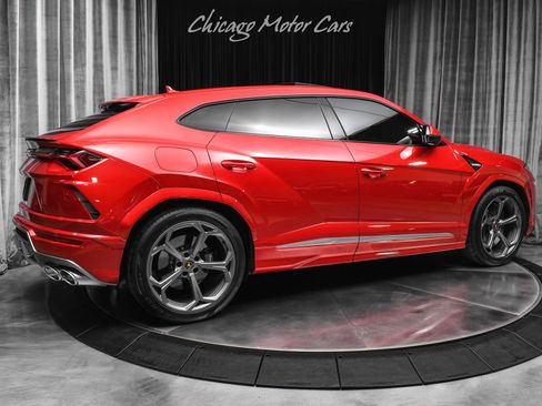 Used 2021 Lamborghini Urus AWD/4WD image 5