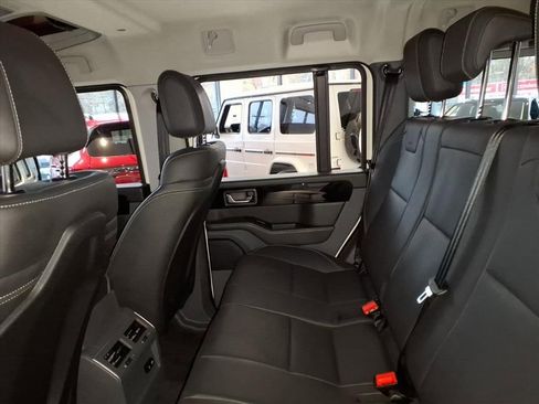 Used 2024 INEOS Grenadier Fieldmaster Edition image 12