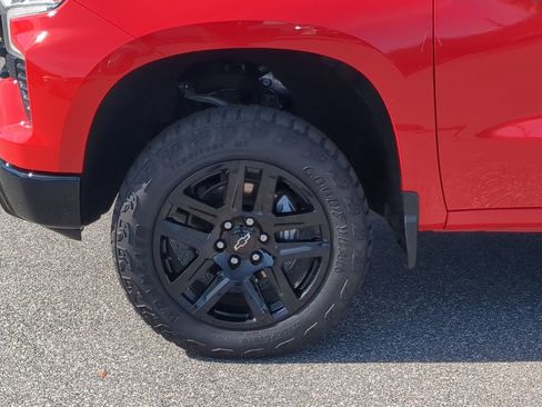 Used 2024 Chevrolet Silverado 1500 LT Trail Boss w/ LT Trail Boss Premium Package image 19