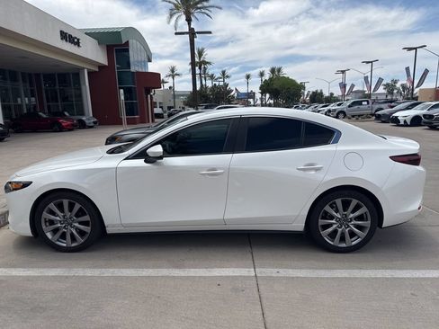 Used 2022 MAZDA MAZDA3 s FWD image 7