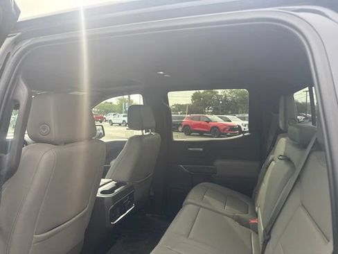 Used 2019 Chevrolet Silverado 1500 LTZ w/ LTZ Premium Package AWD/4WD image 11