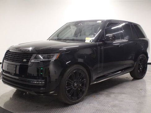Certified 2025 Land Rover Range Rover SE AWD/4WD image 1