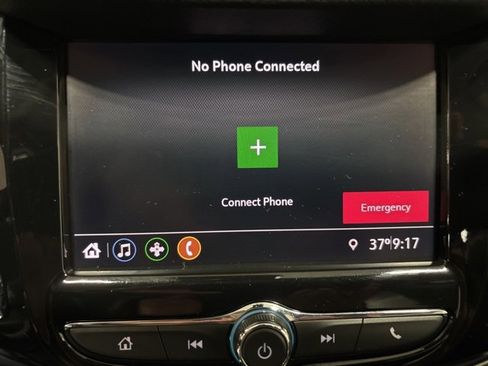 Used 2020 Chevrolet Trax LT w/ Driver Confidence Package image 26