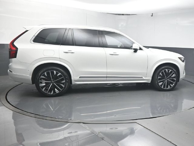 Used 2026 Volvo XC90 T8 Plus w/ Protection Package Premier AWD/4WD image 8