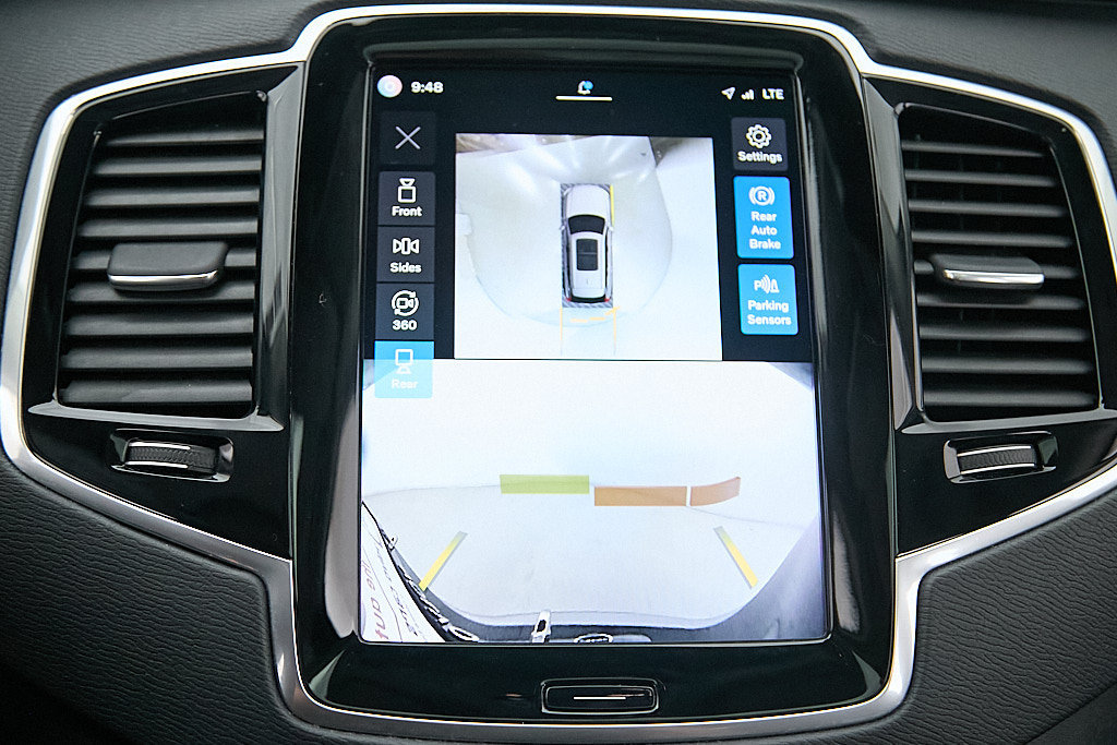 Certified 2024 Volvo XC90 B6 Plus w/ Protection Package Premier AWD/4WD image 36