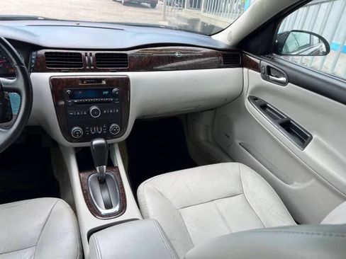 Used 2014 Chevrolet Impala LTZ FWD image 16