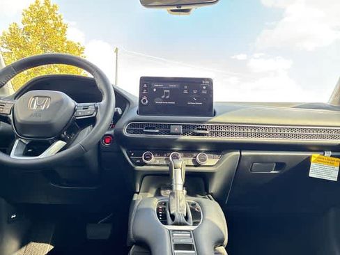 Used 2026 Honda HR-V EX-L image 30