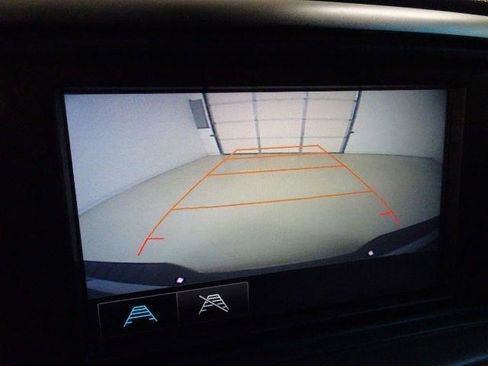 Used 2018 GMC Sierra 1500 2WD Regular Cab image 32