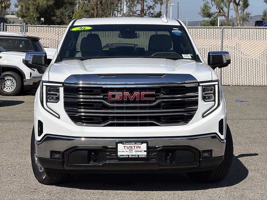 Used 2026 GMC Sierra 1500 SLT RWD image 2