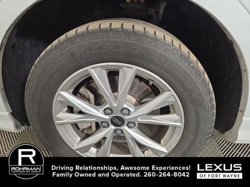 Used 2025 Audi Q3 2.0T Premium image 11