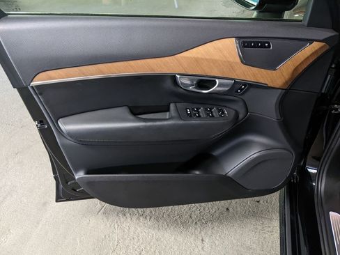 Certified 2024 Volvo XC90 B6 Plus w/ Protection Package Premier AWD/4WD image 9