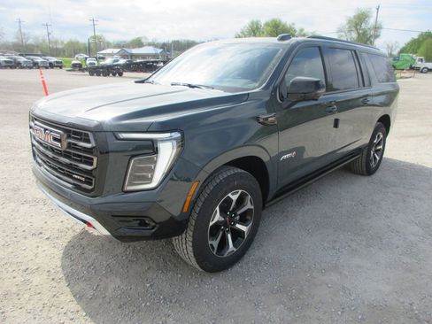 New 2026 GMC Yukon XL AT4 Ultimate image 9