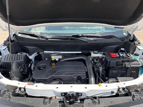 Used 2025 Chevrolet Equinox LT FWD image 27