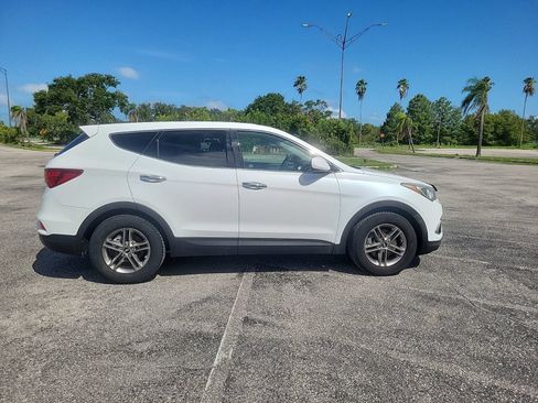 Used 2018 Hyundai Santa Fe Sport FWD image 5