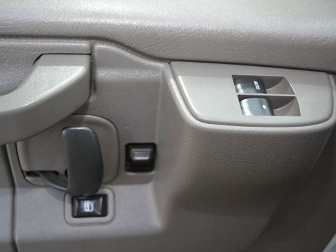 Used 2019 Chevrolet Express 3500 LT w/ LT Preferred Equipment Group image 30