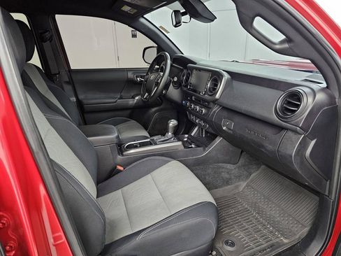 Used 2023 Toyota Tacoma TRD Sport AWD/4WD image 24