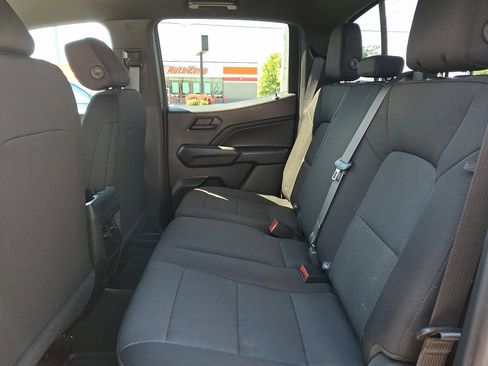 Used 2024 Chevrolet Colorado Trail Boss w/ Advanced Trailering Package AWD/4WD image 10
