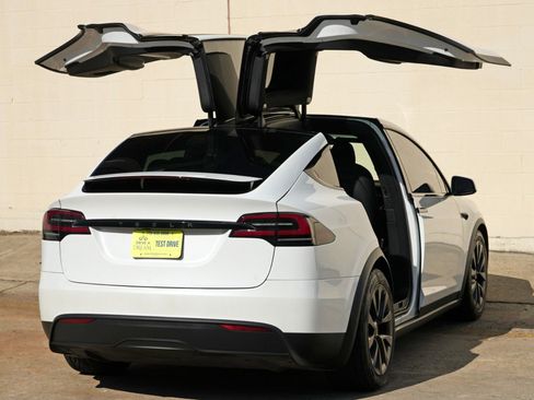 Used 2024 Tesla Model X AWD/4WD image 56