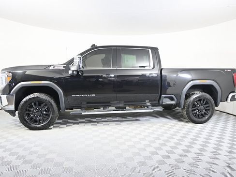 Used 2023 GMC Sierra 2500 SLT w/ SLT Premium Package image 2