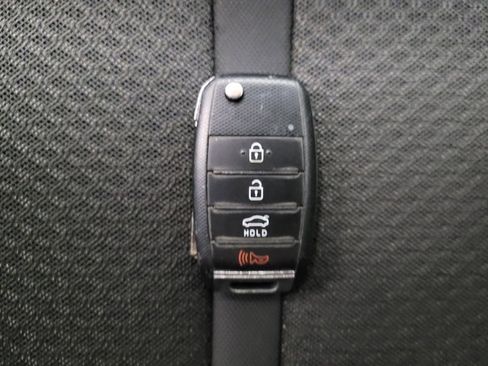Used 2016 Kia Optima LX w/ LX Convenience Package FWD image 32