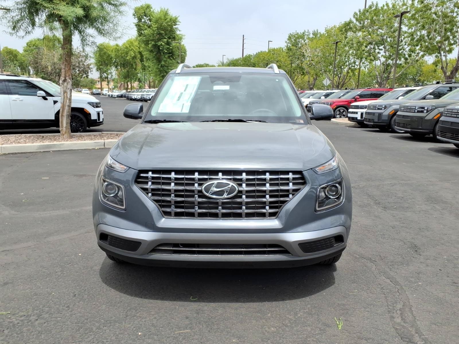 New 2026 Hyundai Venue SEL FWD image 2