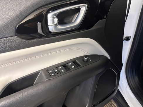 Certified 2024 Jeep Compass Limited image 12