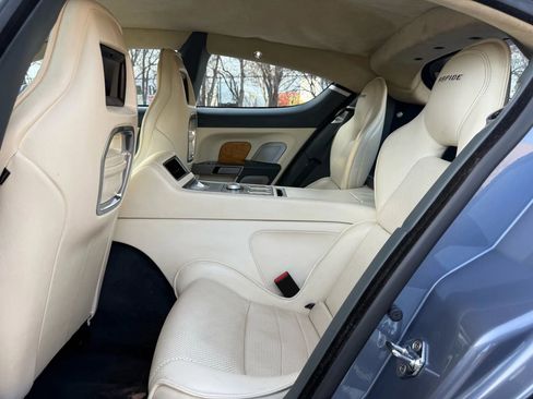 Used 2011 Aston Martin Rapide image 9