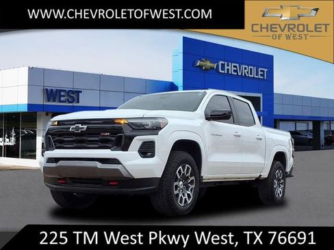 Used 2023 Chevrolet Colorado Z71 w/ Z71 Convenience Package 2 image 1