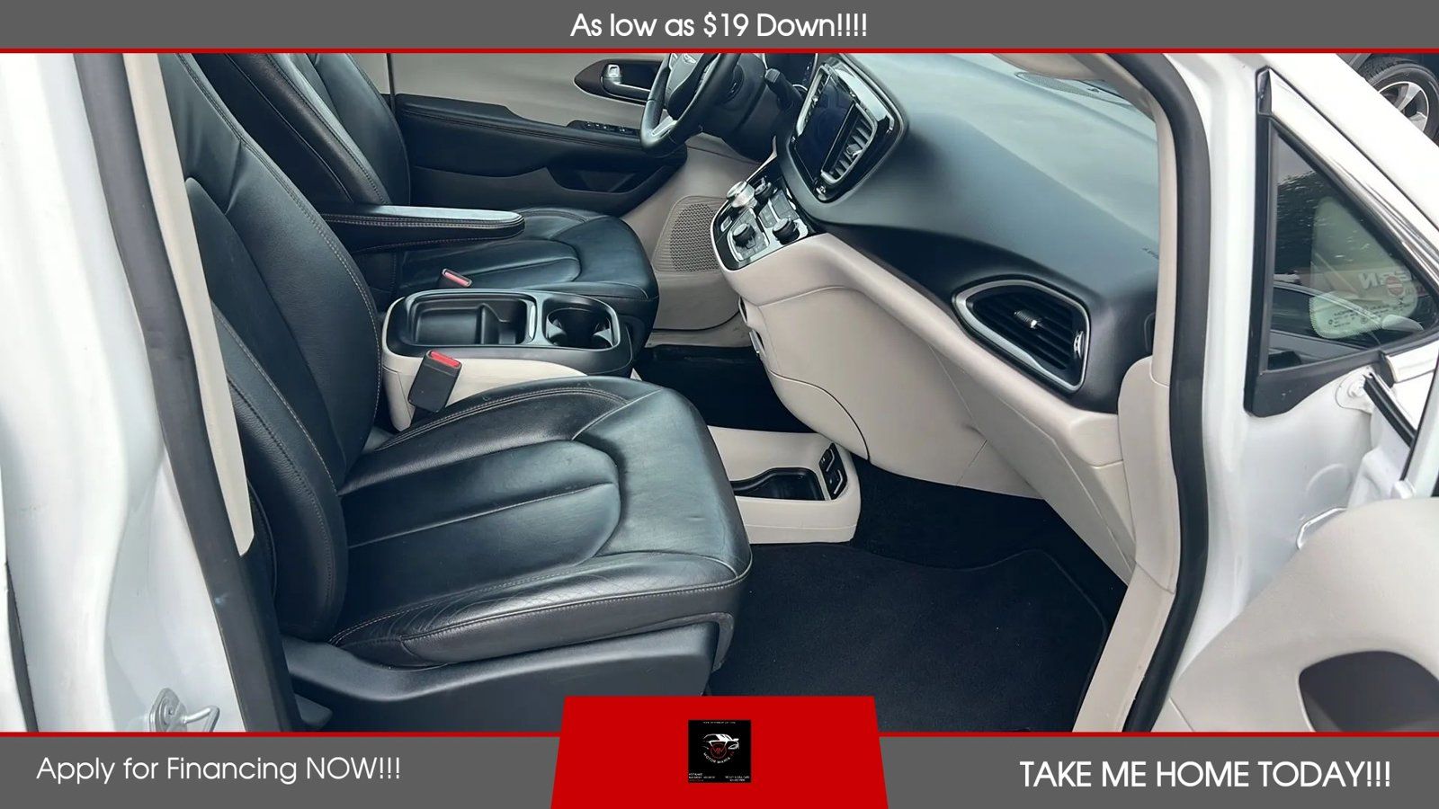 Used 2017 Chrysler Pacifica Touring-L FWD image 11