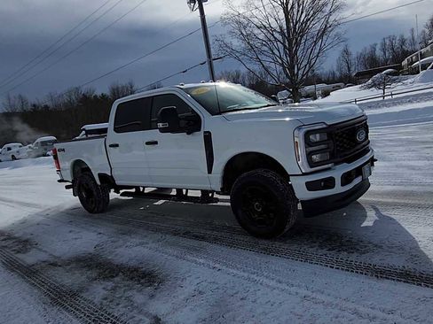 Used 2025 Ford F250 XL w/ STX Appearance Package image 2