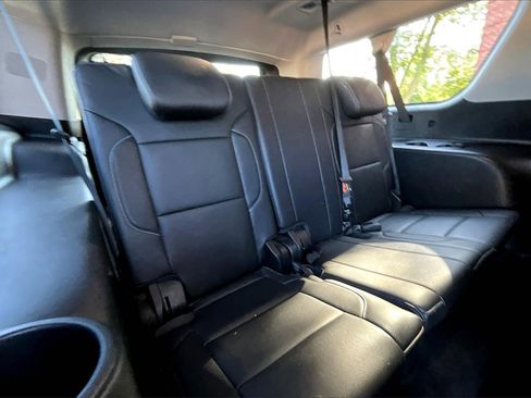 Used 2018 GMC Yukon XL SLT w/ Premium Edition image 35