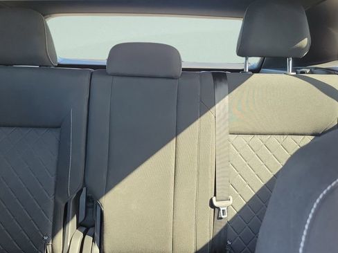 Used 2021 Volkswagen Atlas Cross Sport S image 13