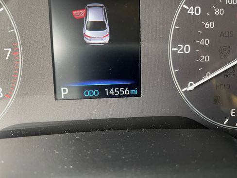 Used 2025 Toyota Corolla LE image 39