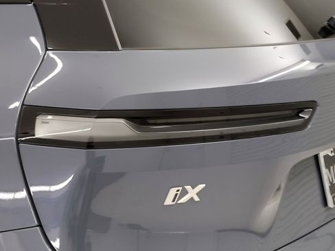 New 2026 BMW iX xDrive60 w/ M Sport Package image 8