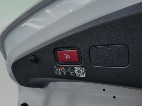 New 2026 Mercedes-Benz CLE 53 AMG 4MATIC Cabriolet image 6