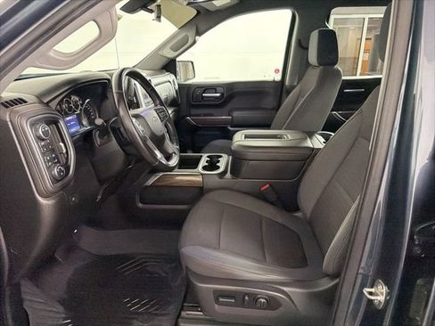 Used 2022 Chevrolet Silverado 1500 LT Trail Boss w/ Bed Protection Package image 9