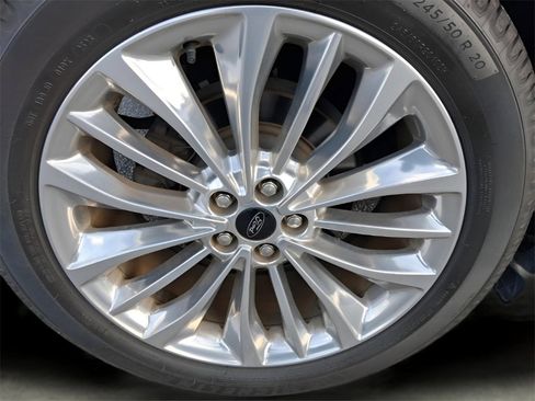 Used 2020 Ford Edge Titanium w/ Equipment Group 301A image 13