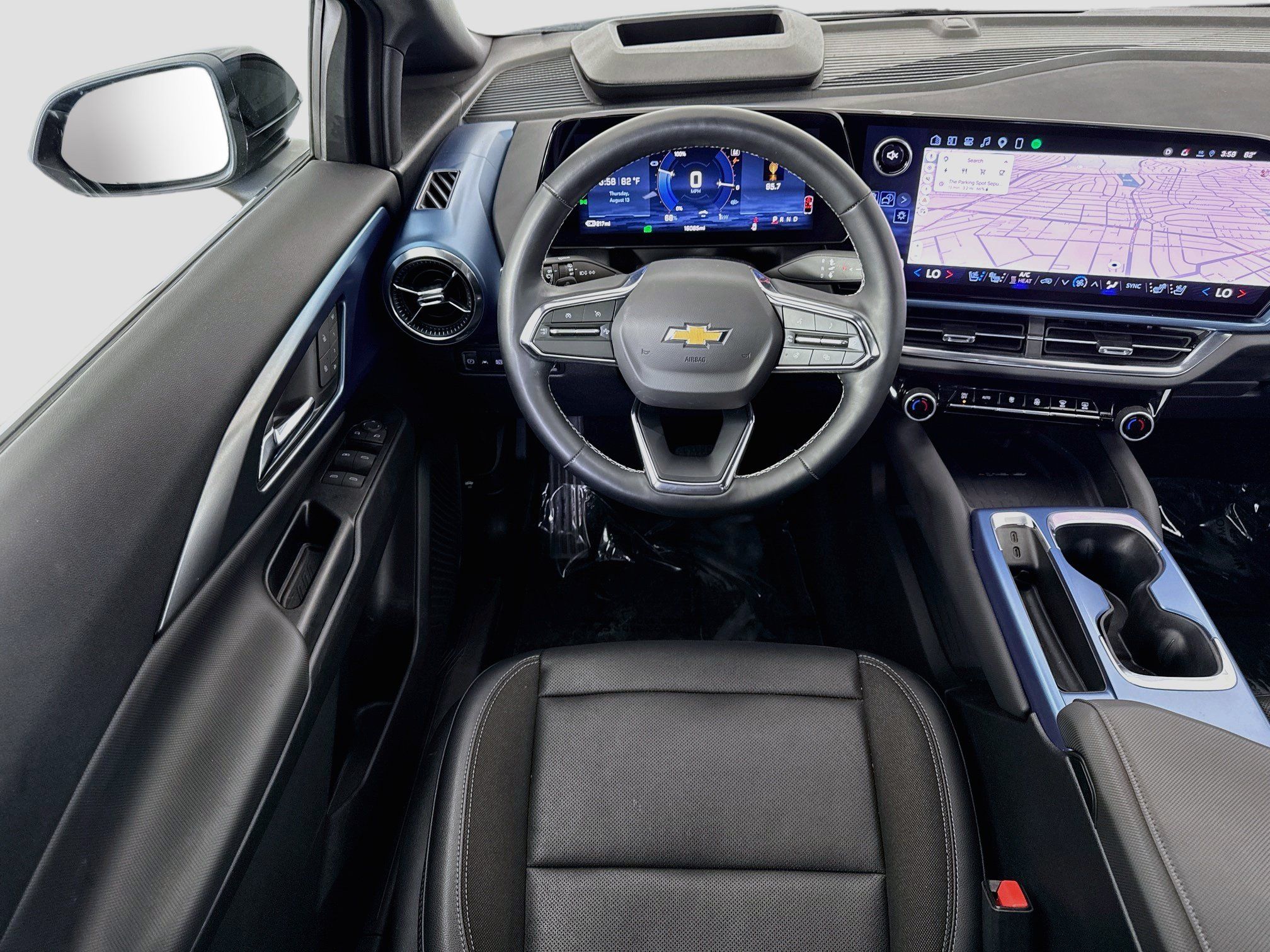 Used 2025 Chevrolet Equinox EV LT w/ Convenience Package II FWD image 24