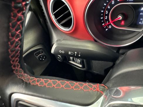 Used 2020 Jeep Wrangler Unlimited Rubicon AWD/4WD image 22