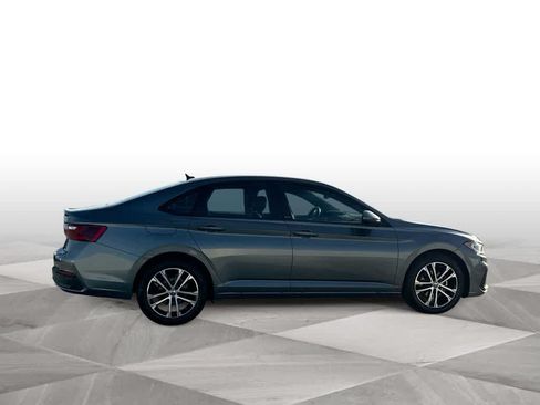 Used 2026 Volkswagen Jetta Sport FWD image 9